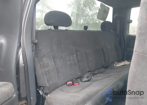 2001 Chevrolet Silverado 1500 Ls from USA, damaged, VIN 2GCEK19T911146356